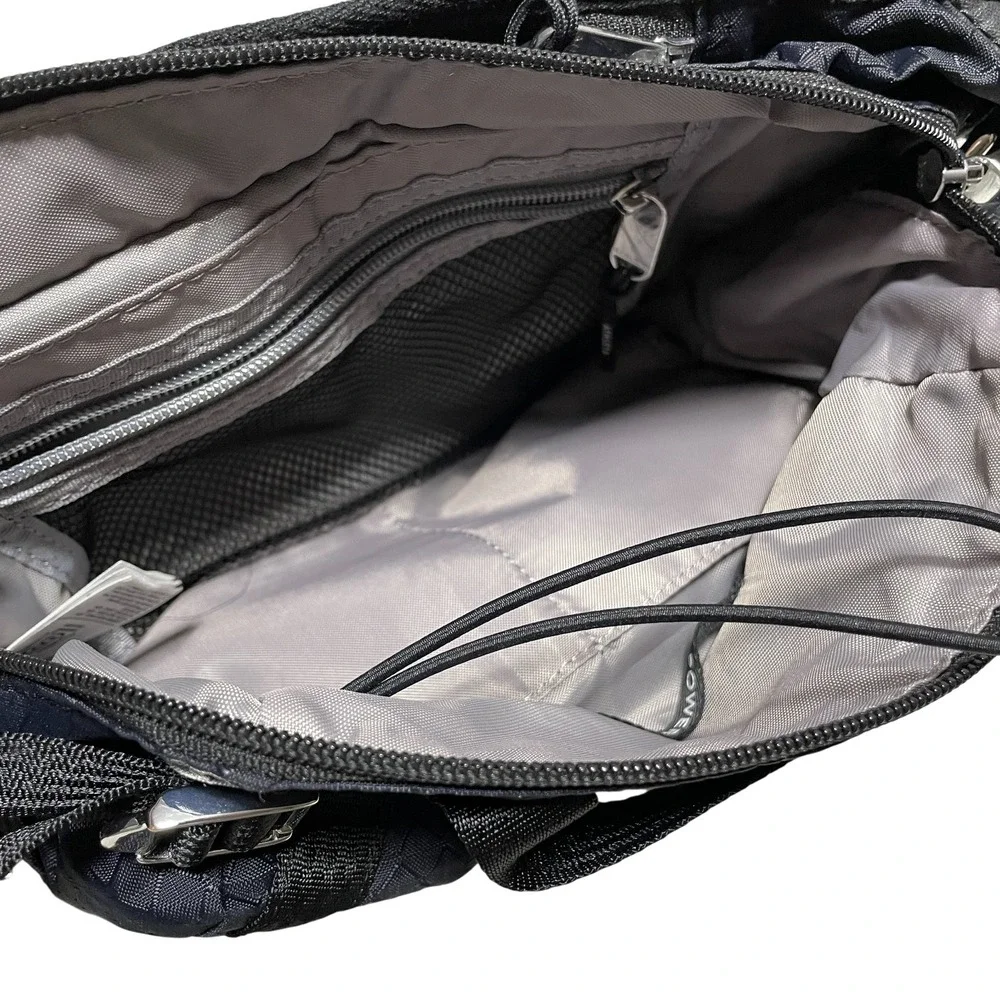 Athleta Excursion Crossbody Waist‎ Ripstop Belt Bag Black